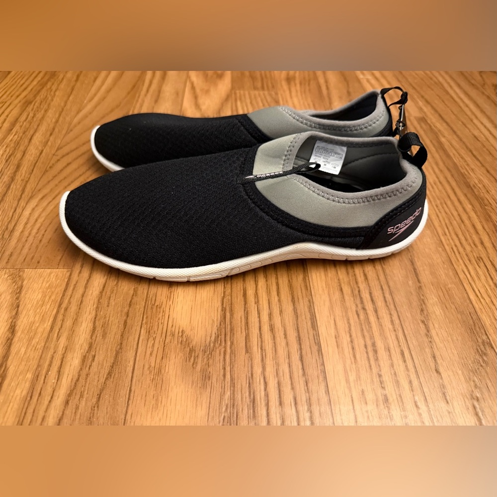 ⭐️2/$12 Women’s 10 Speedo Tidal Cruiser Swim Mesh Water Shoes- black grey pink - Picture 9 of 10